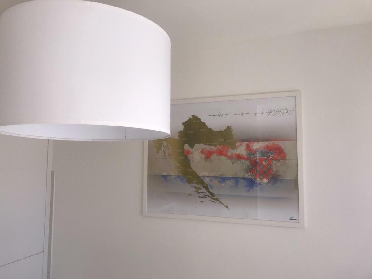 Sima Apartment Baška Voda Екстериор снимка