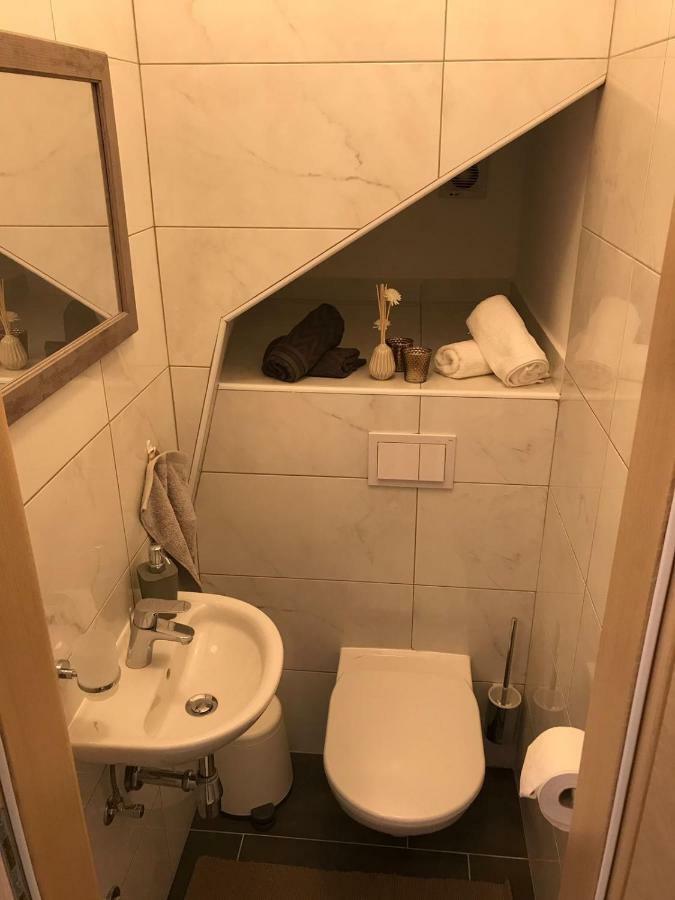 Sima Apartment Baška Voda Екстериор снимка